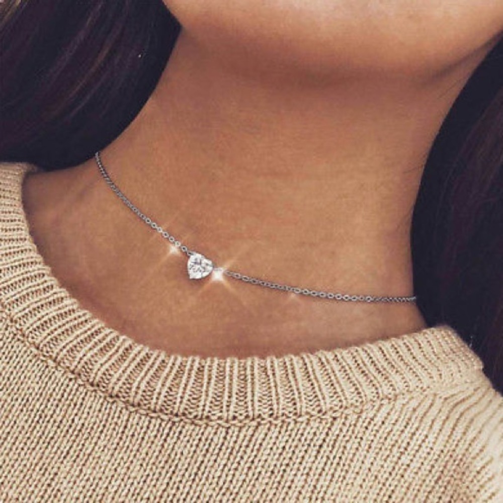 Dainty Rhinestone ❤️ Heart Necklace (Gold)